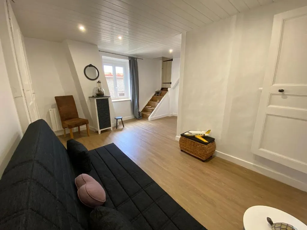 Holiday home Maison Auzon Cottage Viva La Vida